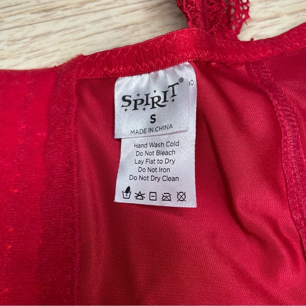 Small Red Lace Corset Top - Picture 8 of 9